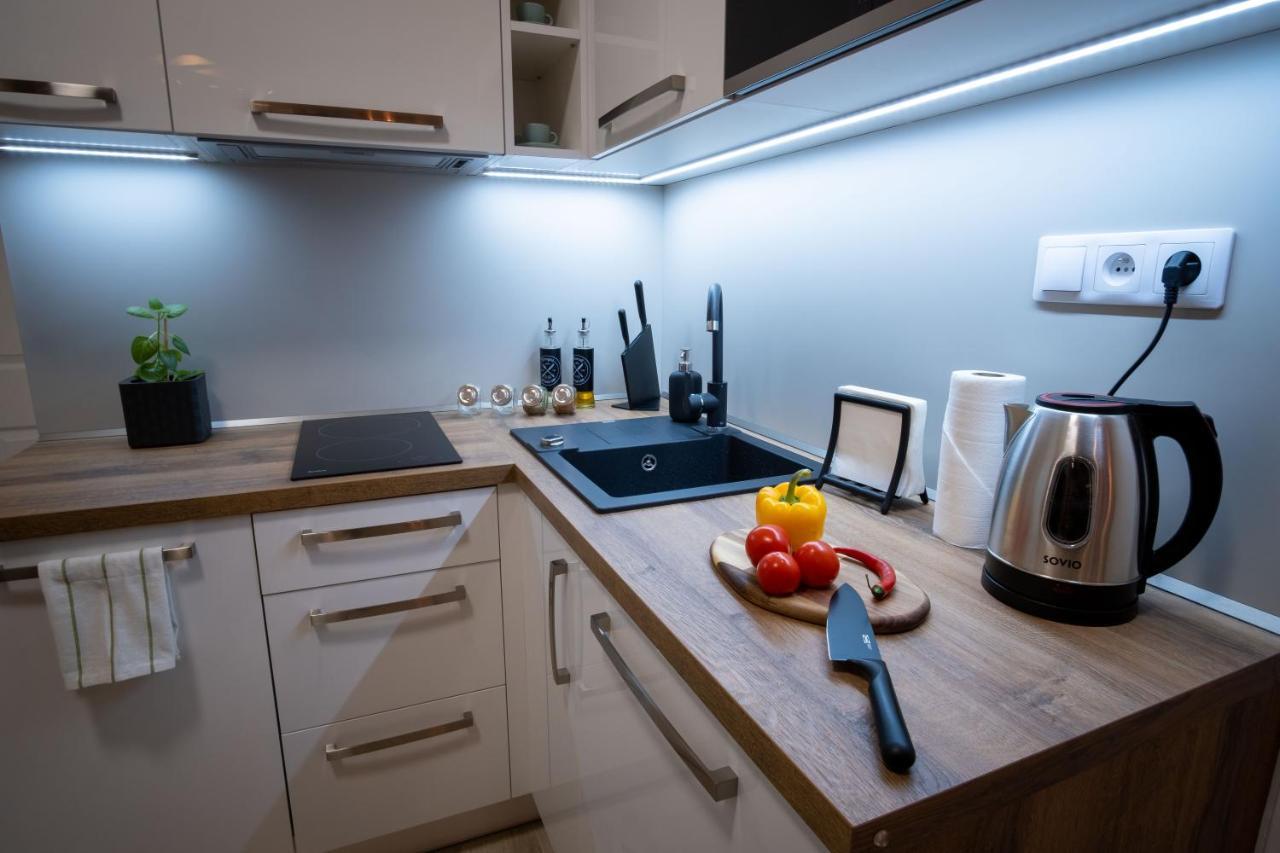 ⭑ Comfy Vip Studio In The Center With Netflix Μπρνο Εξωτερικό φωτογραφία