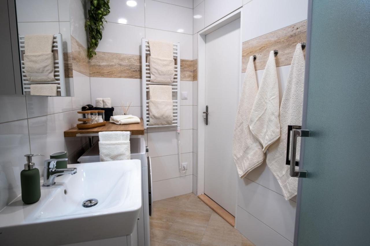 ⭑ Comfy Vip Studio In The Center With Netflix Μπρνο Εξωτερικό φωτογραφία